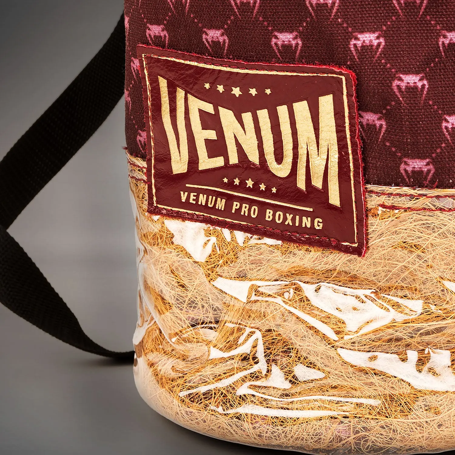 Venum Coco Monogram Pro Lace Up Boxing Gloves - Garnet Red чанта етикет