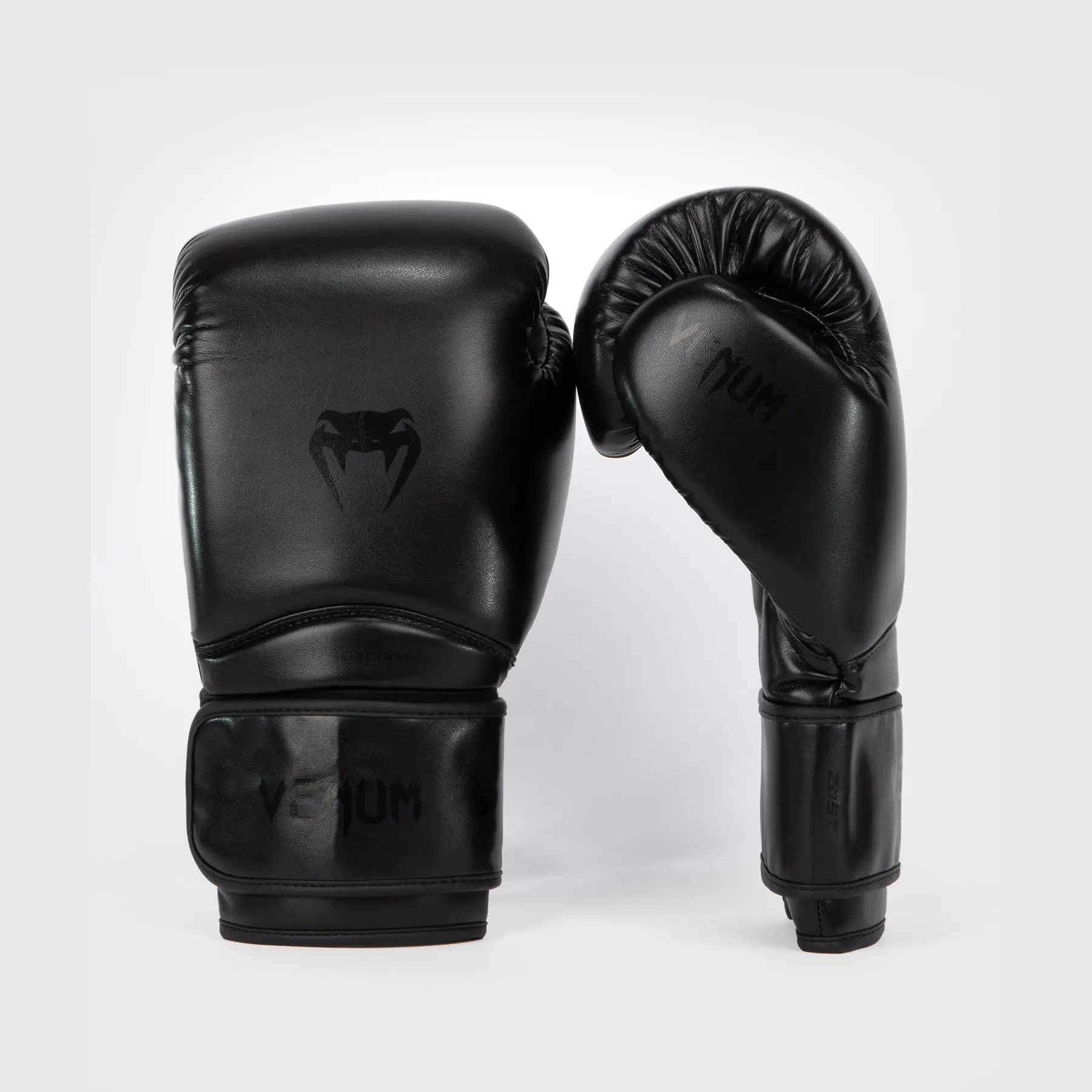 Venum Contender 1.5 Boxing Gloves - Black/Black преден изглед