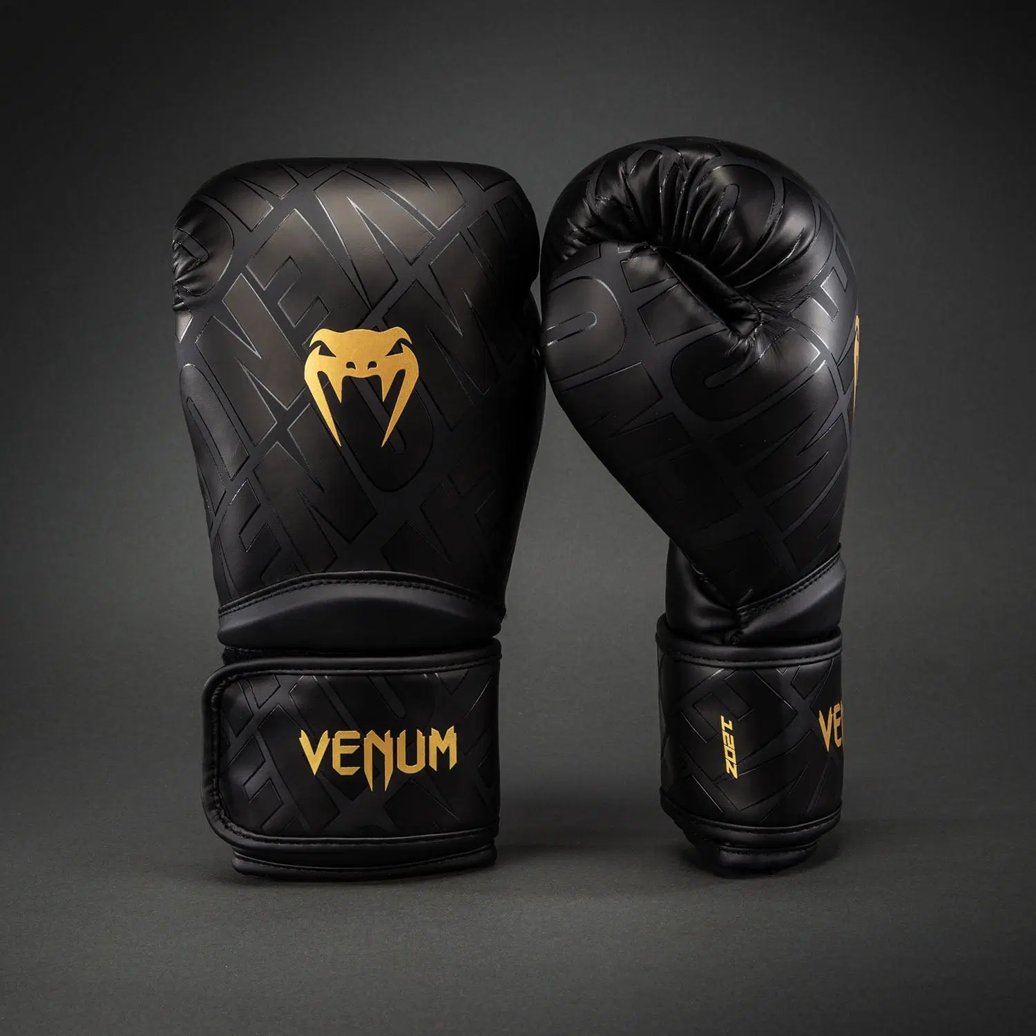 Venum Contender 1.5 XT 3D ръкавици за бокс - Черно/Златисто, преден изглед