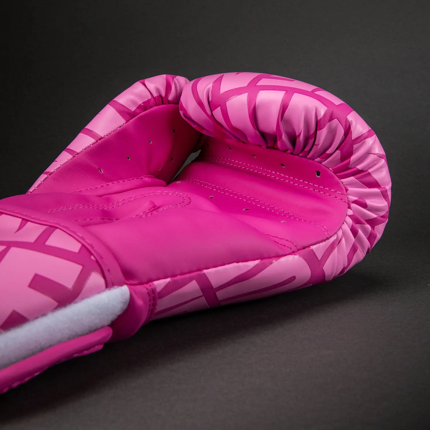 Venum Contender 1.5 XT 3D боксови ръкавици Candy Pink/White - страничен изглед