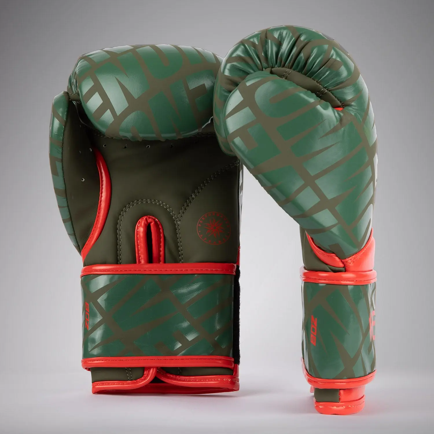 Venum Contender 1.5 XT Kids Boxing Gloves - Army Green - страничен вид