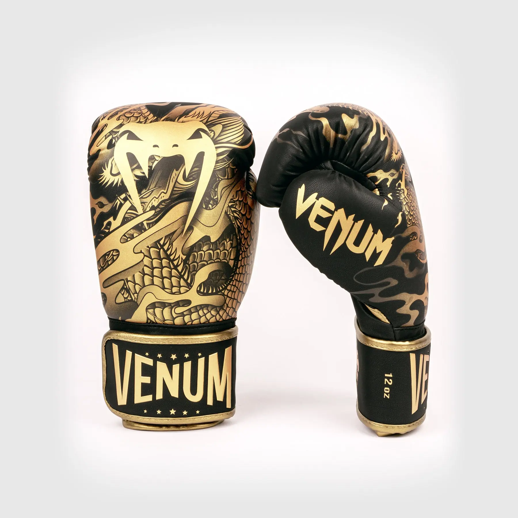 Venum Dragon's Flight Boxing Gloves - Black/Bronze преден изглед