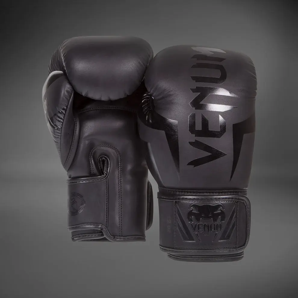 Venum Elite Boxing Gloves - Black страничен изглед