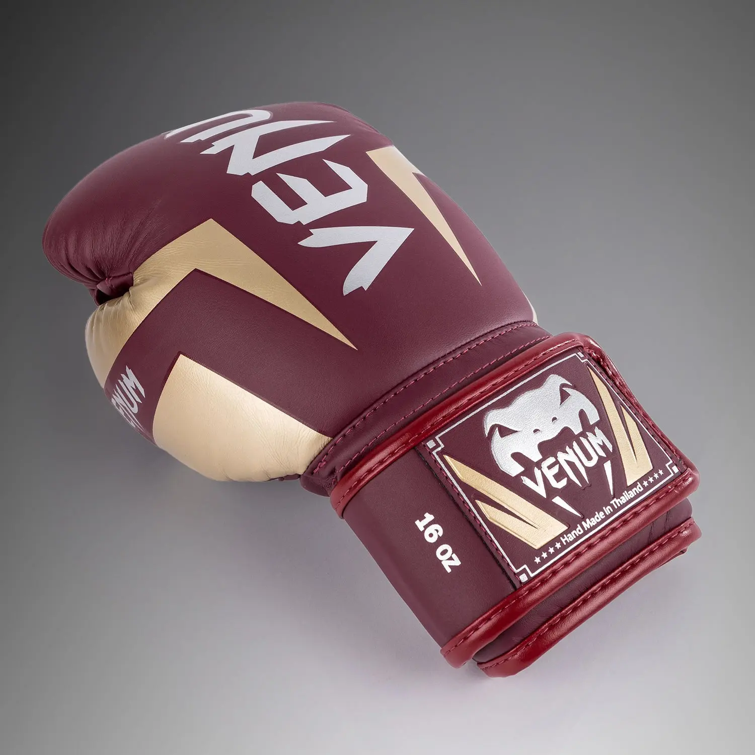 Venum Elite Boxing Gloves - Burgundy/Gold отблизо