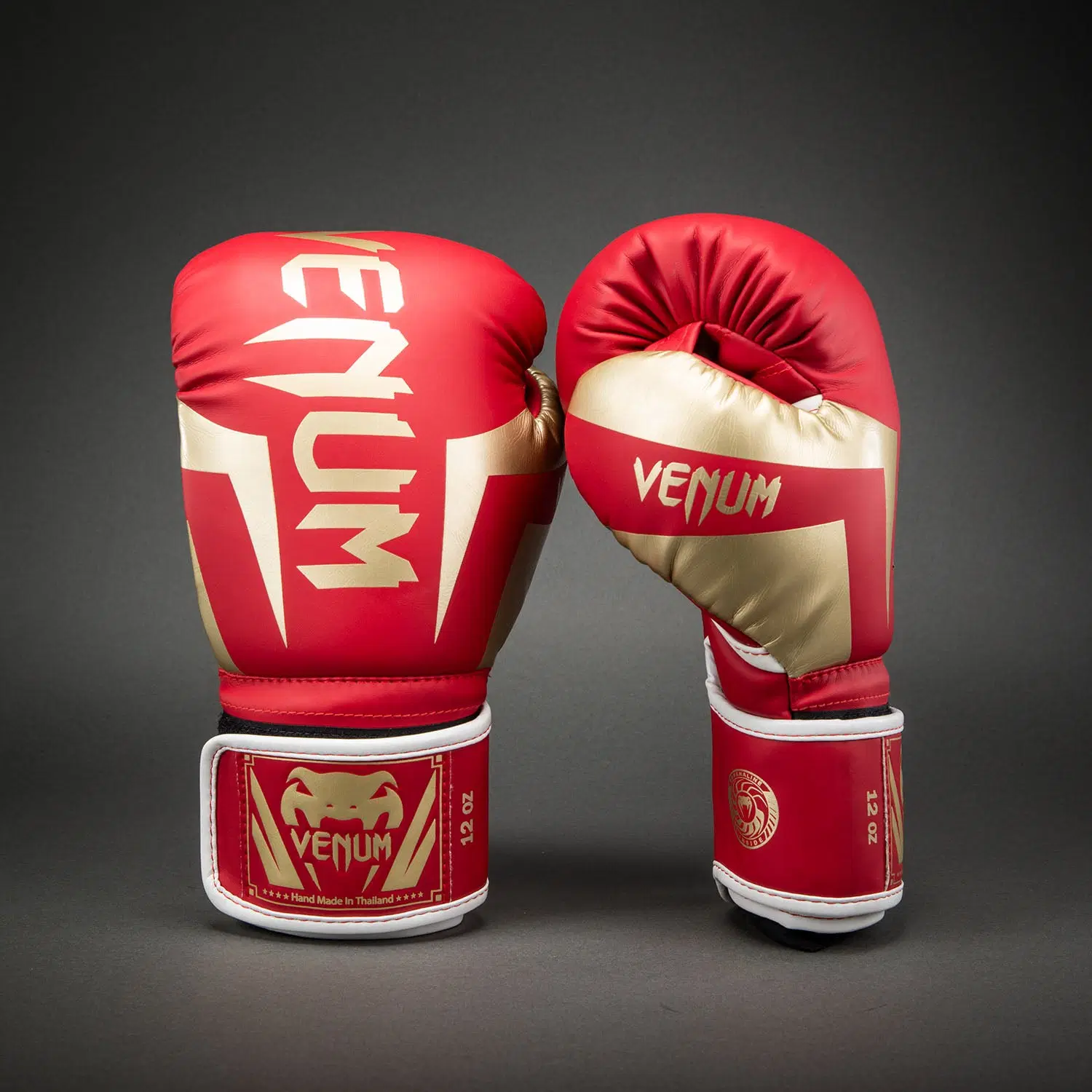 Venum Elite Boxing Gloves - Red, преден изглед