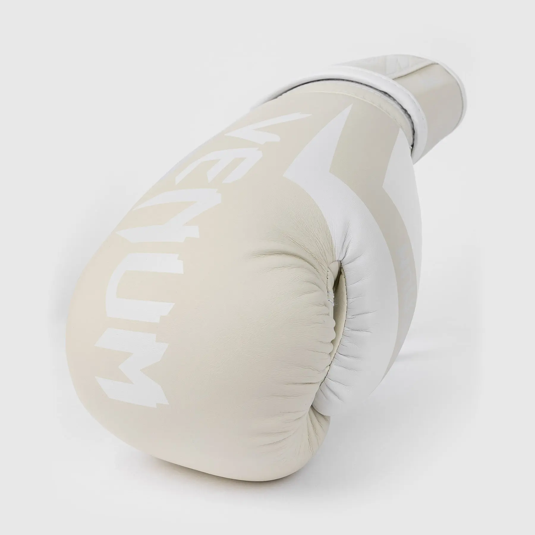 Venum Elite Boxing Gloves - White/Ivory, страничен изглед на една ръкавица