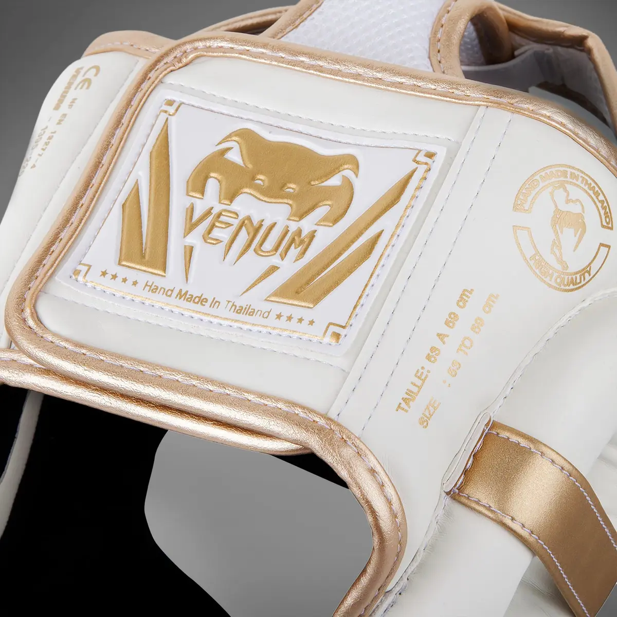 Venum Elite Headgear White/Gold етикет с лого и информация