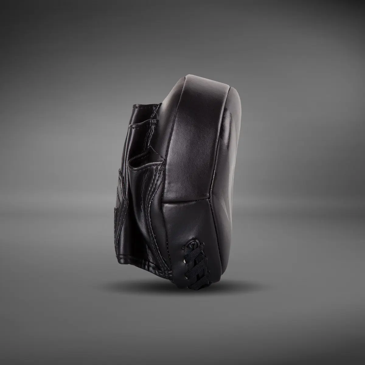 Venum Elite Mini Focus Mitts детайл