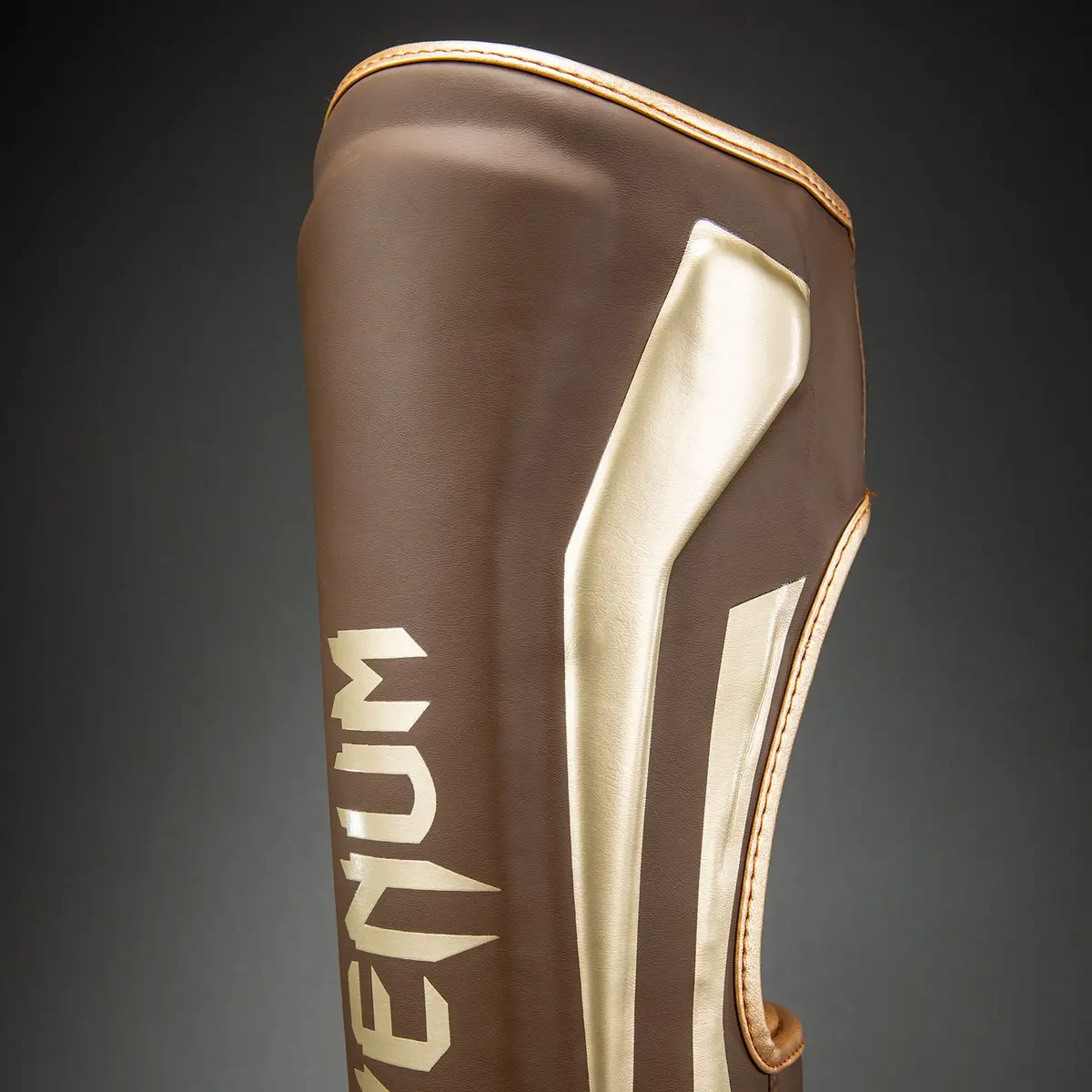 Venum Elite Shin Guards - Dark Brown детайл