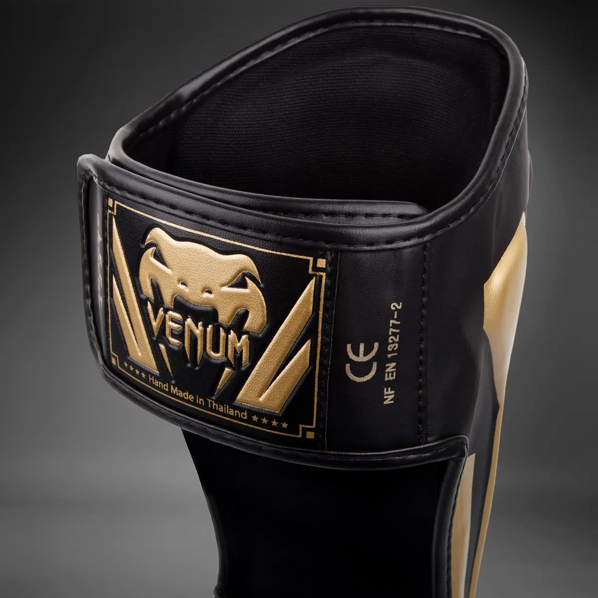 Venum Elite Standup Shin guards - Black/Gold етикет и сертификация