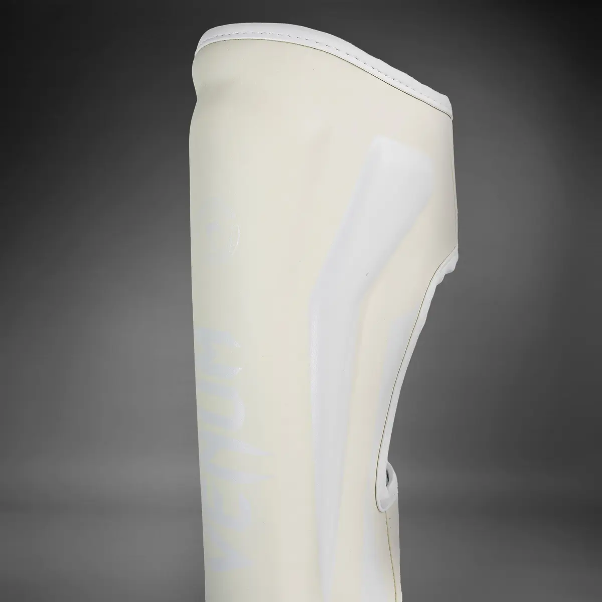 Venum Elite Standup Shinguards - White страничен изглед