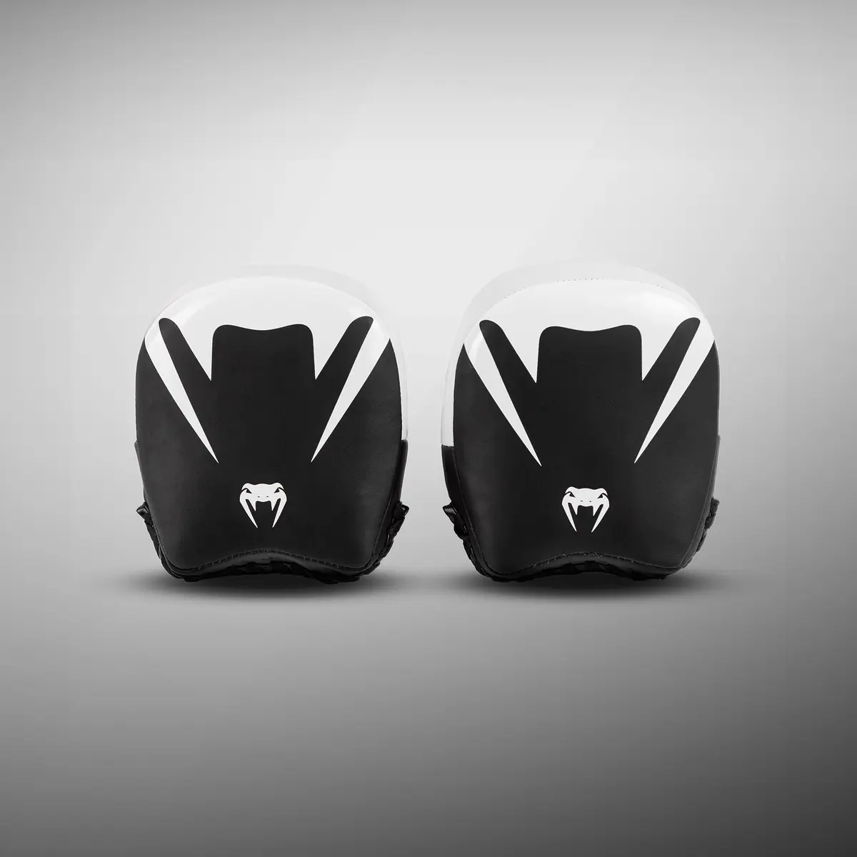 Venum Elite Thick Coaching Mitts Leather Mini (Pair) - Black/White