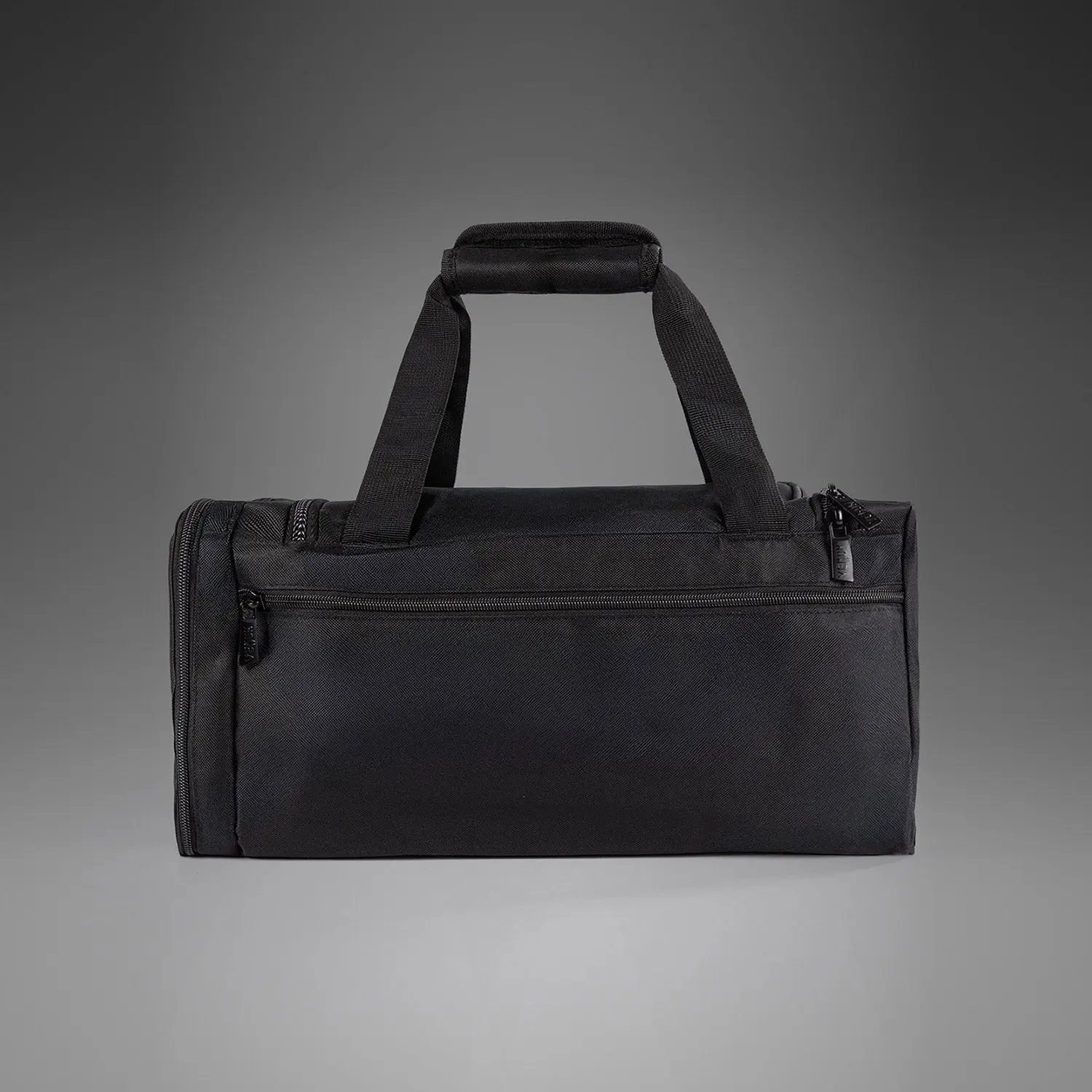 Venum Essential Sports Bag (26L) - Black, преден изглед