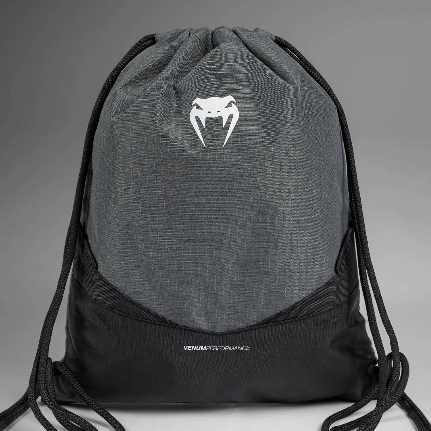 Venum Evo 2 Drawstring Bag (15-20L) - Storm Grey, детайлен преден изглед