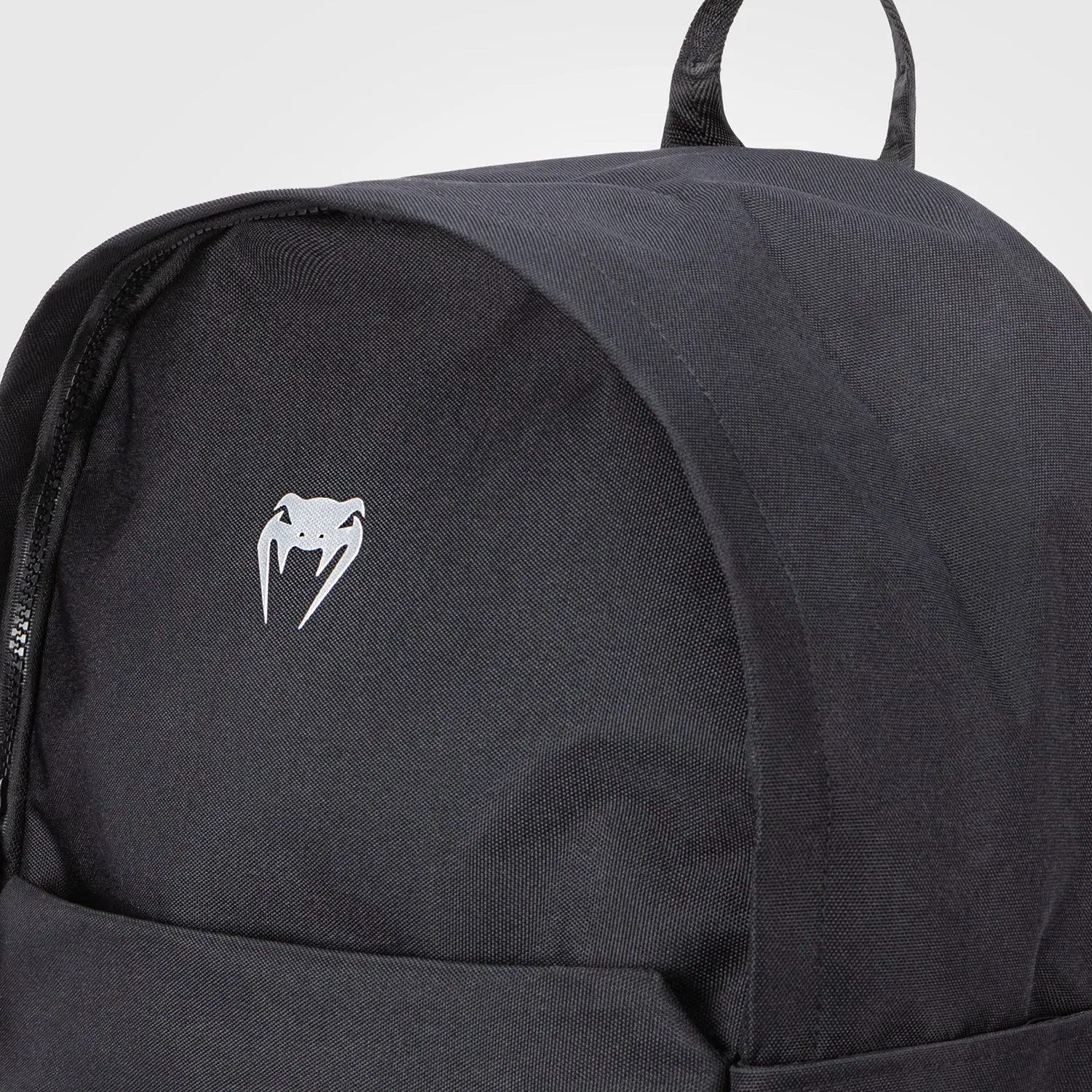 Venum Evo 2 Light Backpack (20-25L) - Black/Blue логото Venum