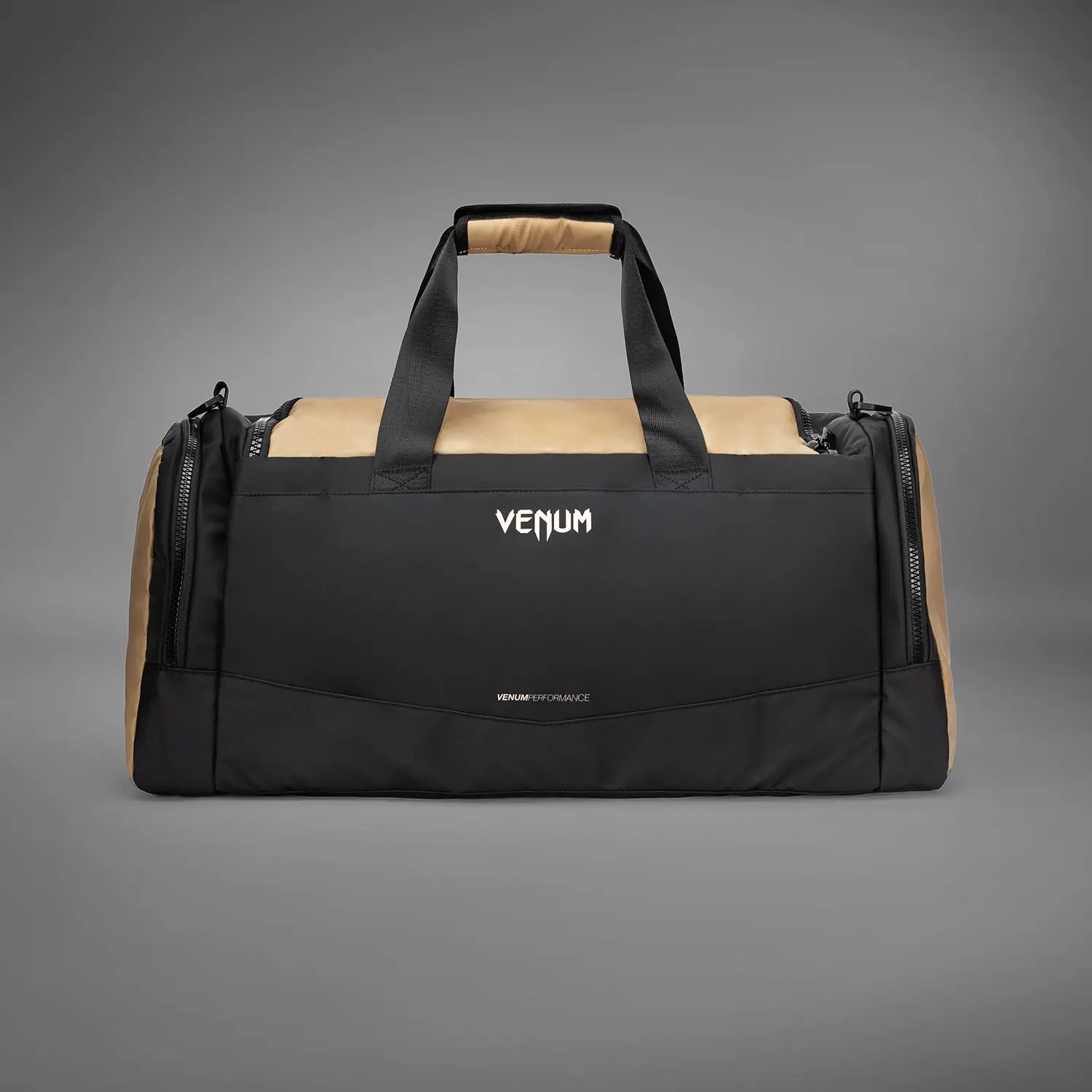 Venum Evo 2 Trainer Lite Duffle Bag (55-63L) - Black/Sand, заден изглед с лого