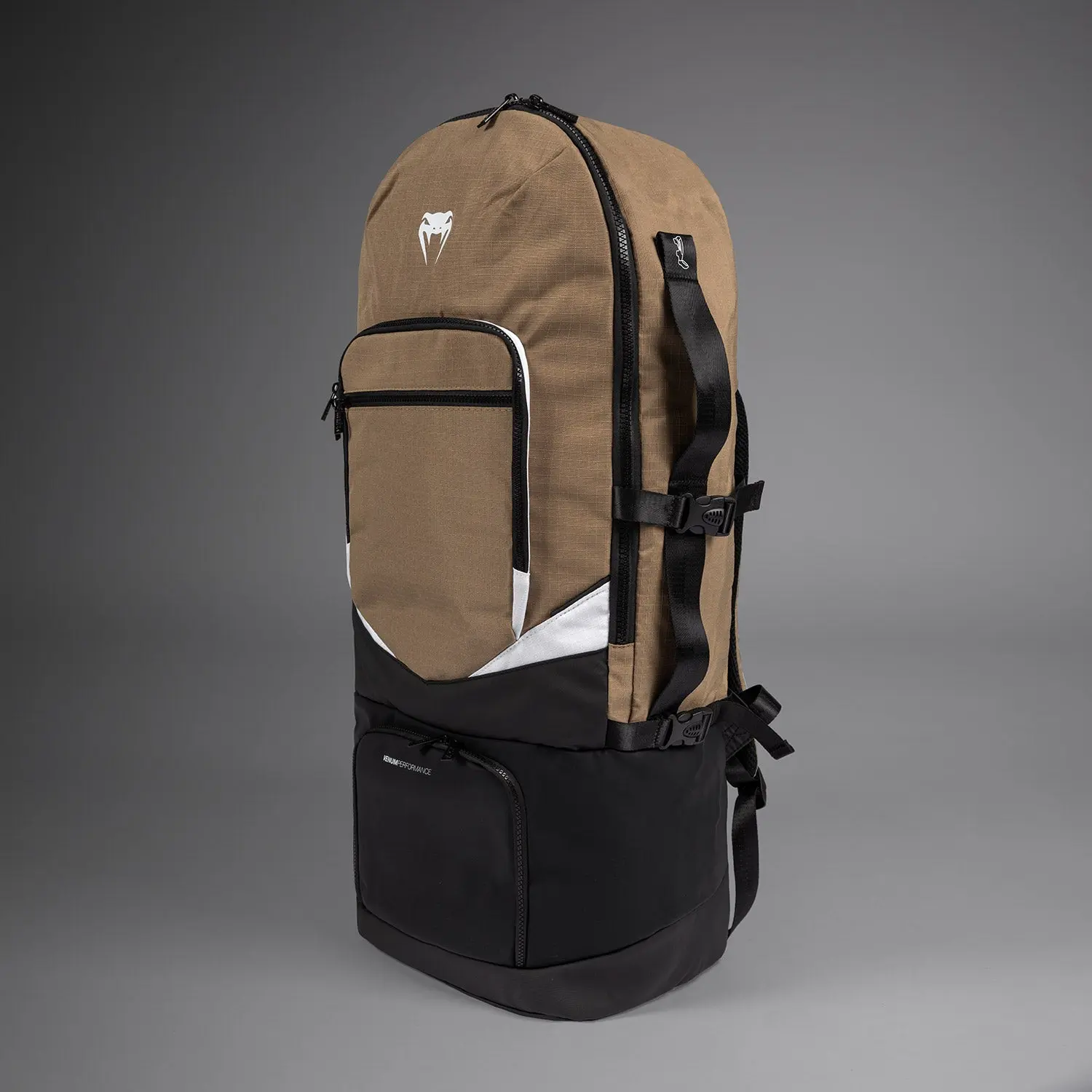 Venum Evo 2 Xtrem Backpack (50-63L) - Dune страничен изглед