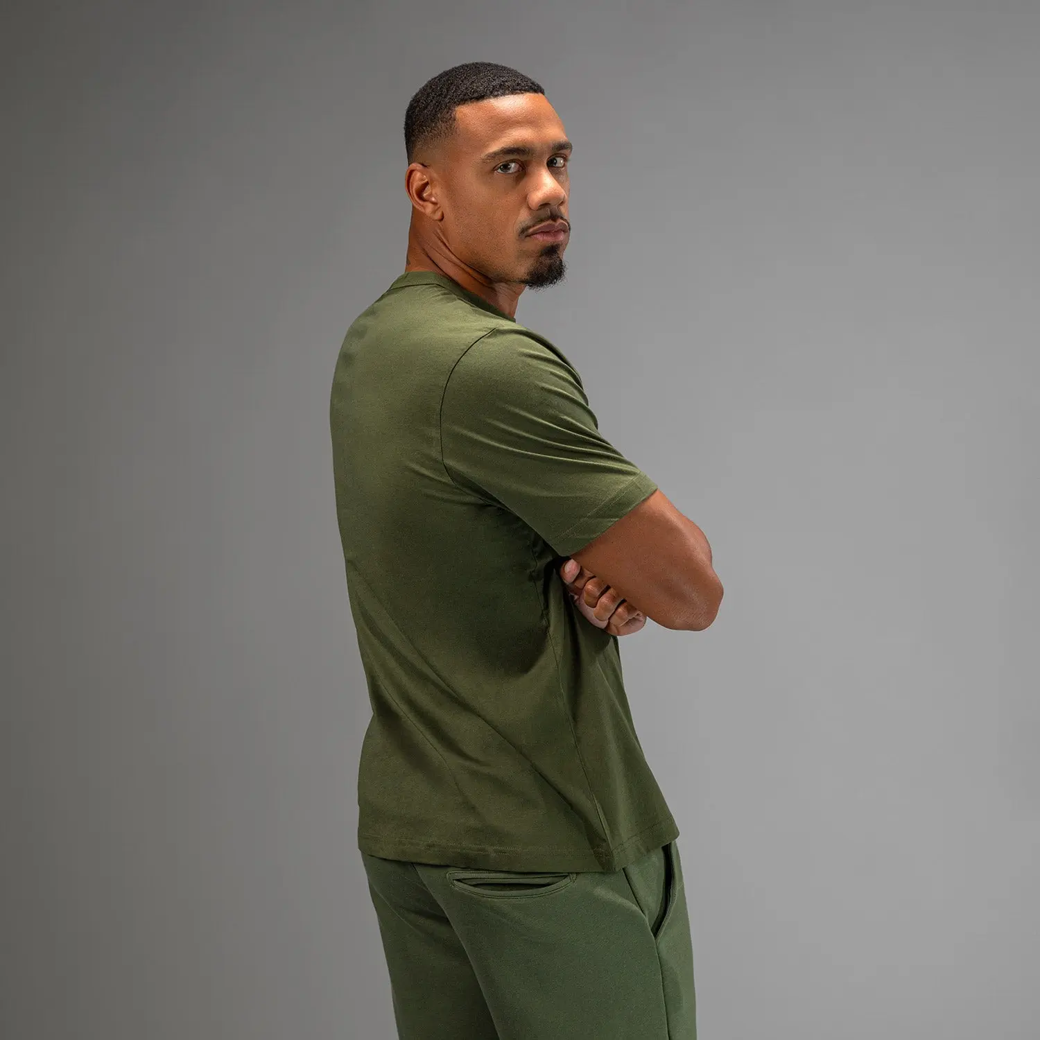 Тениска - Venum Giant Connect T-Shirt - Army Green, мъжки заден изглед