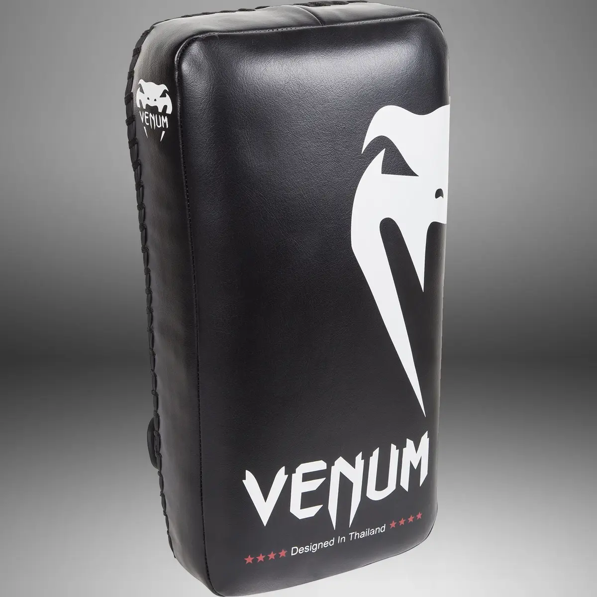 Venum Giant Kick Pads - Black/Ice (Pair) страничен изглед