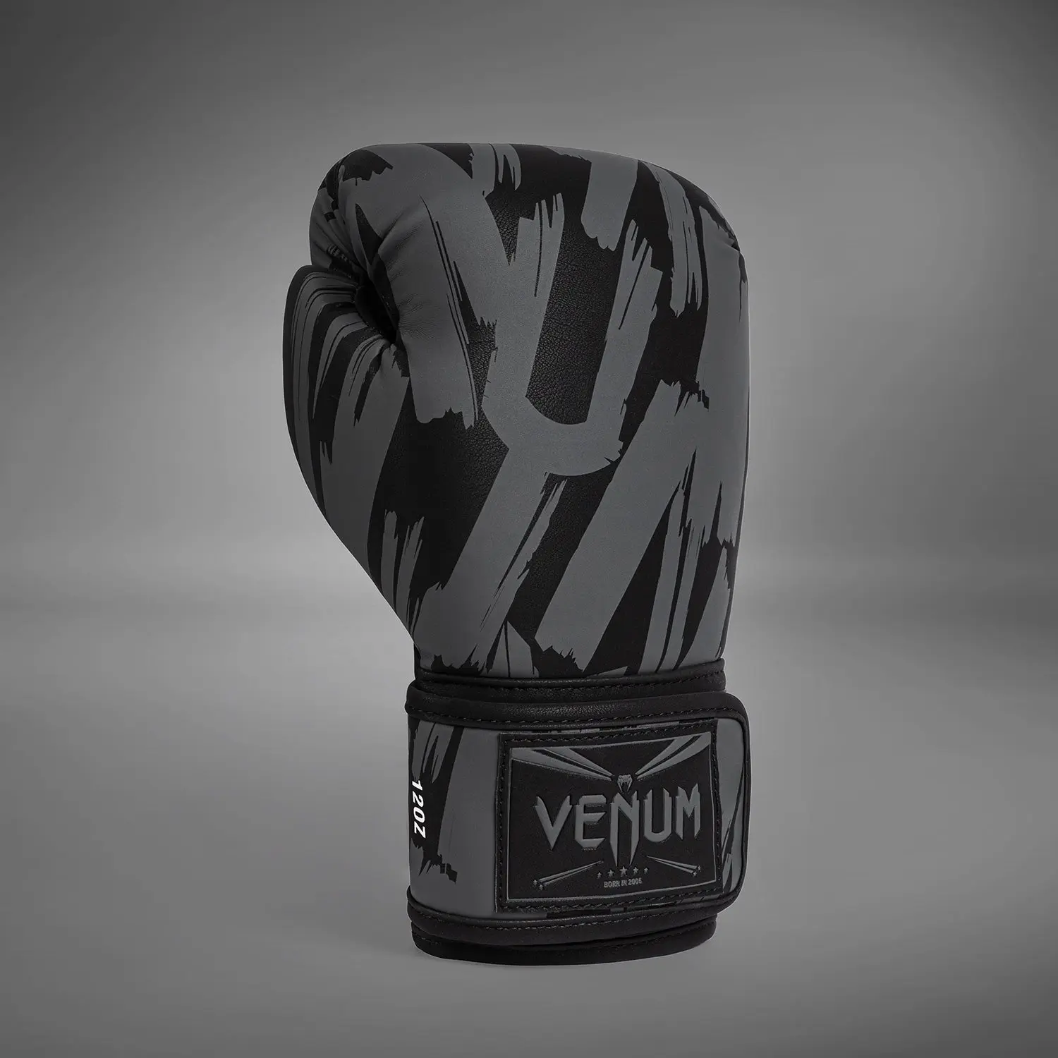 Venum Graffiti Boxing Gloves - Urban Charcoal цял изглед