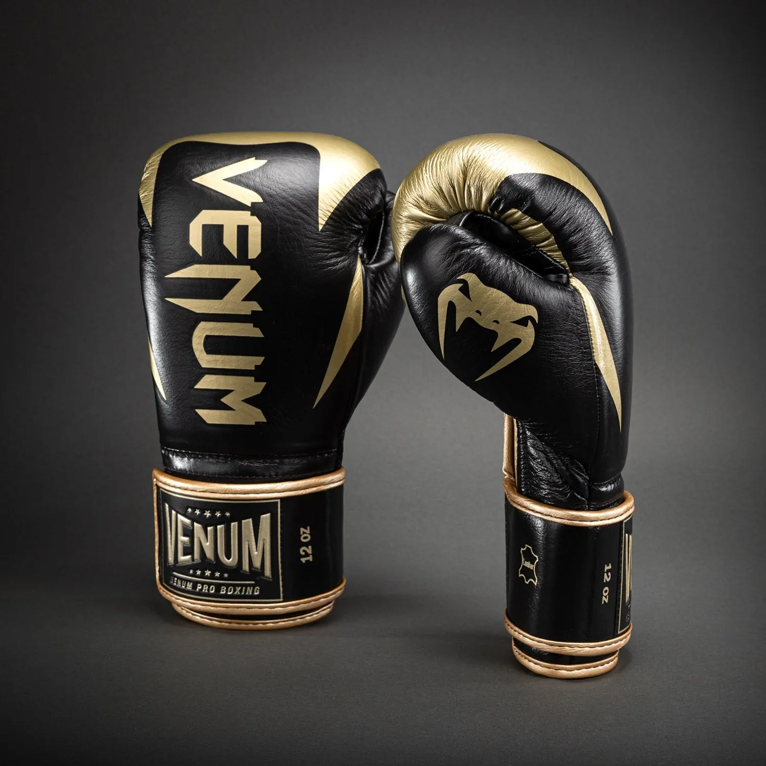 Venum Hammer Pro Boxing Gloves Velcro отблизо