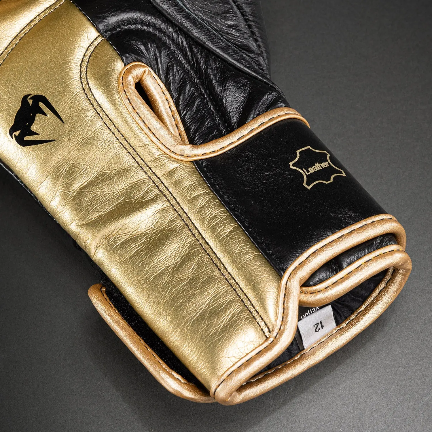 Venum Hammer Pro Boxing Gloves Velcro етикет Leather