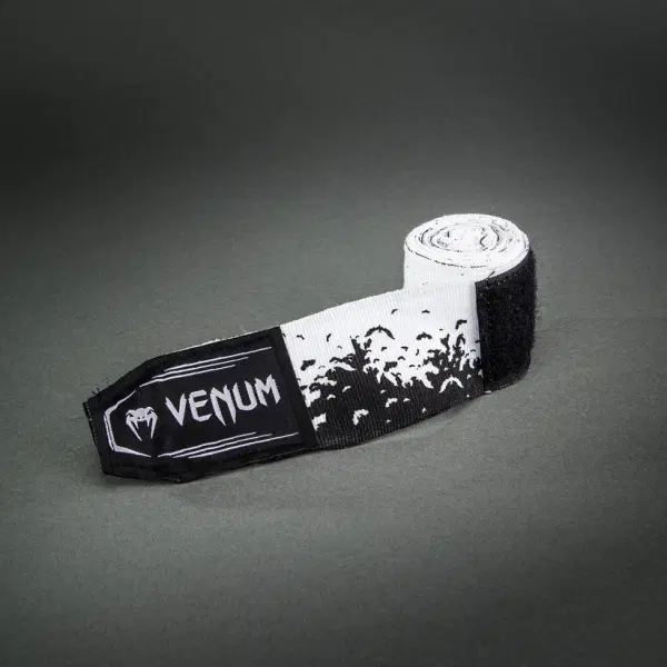 Бинтове - VENUM - Bats Night Handwraps - Black/White - 4m