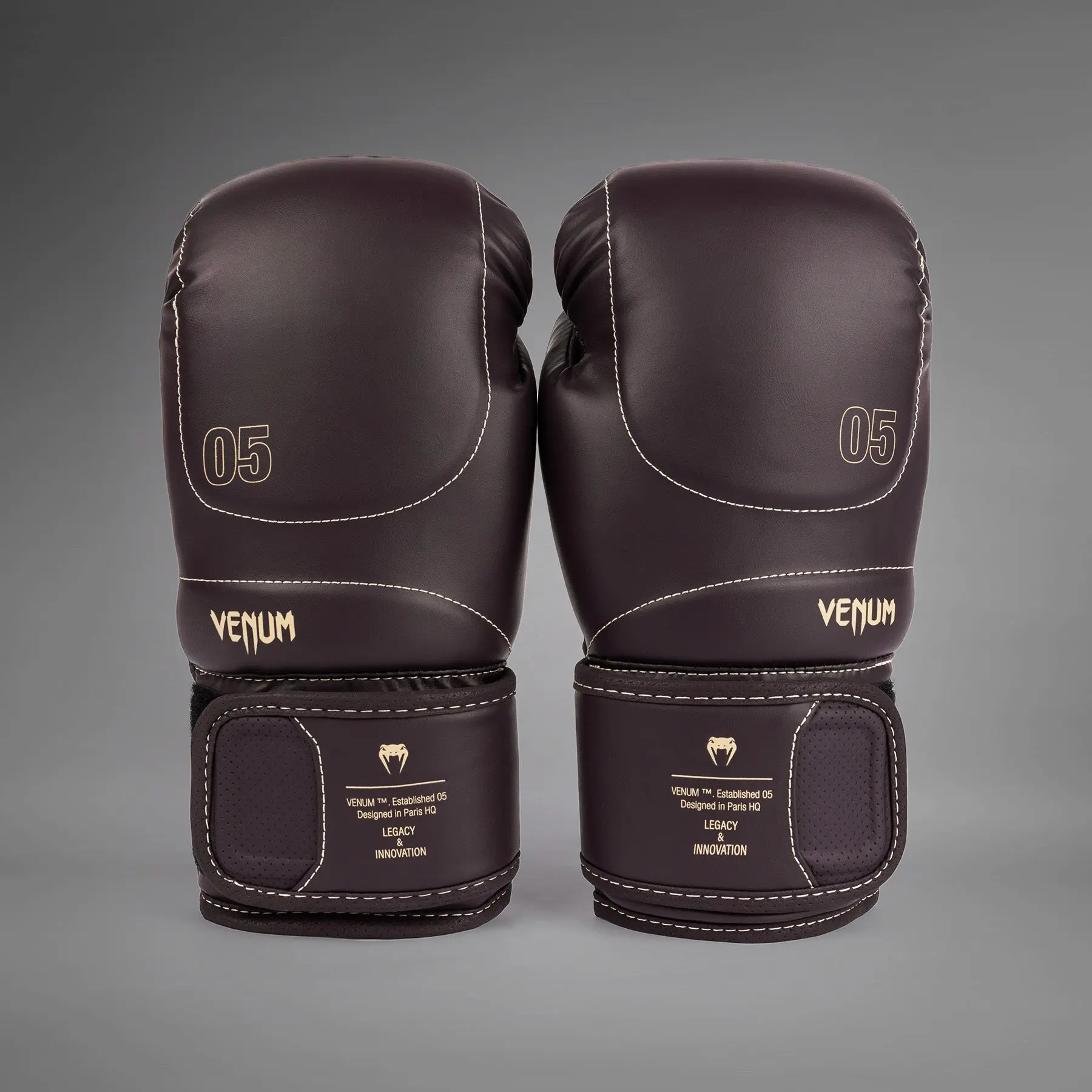 Venum Impact Evo Boxing Gloves - Chocolate, изглед отпред с детайли