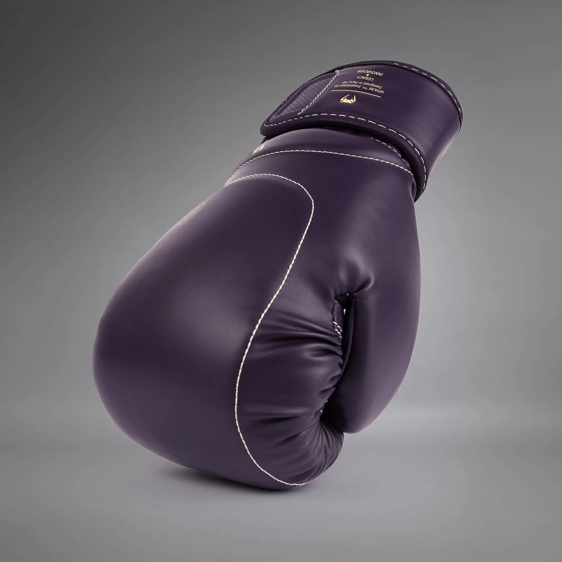 Venum Impact Evo Boxing Gloves - Deep Purple, изглед отгоре