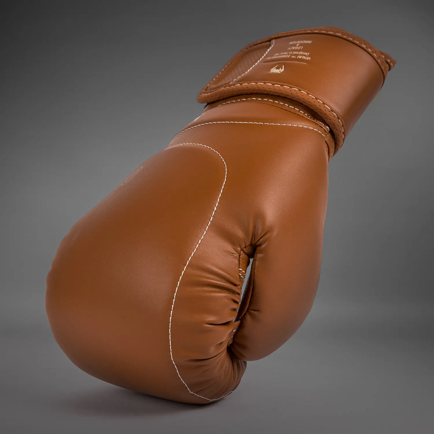 Venum Impact Evo Boxing Gloves Havana детайл