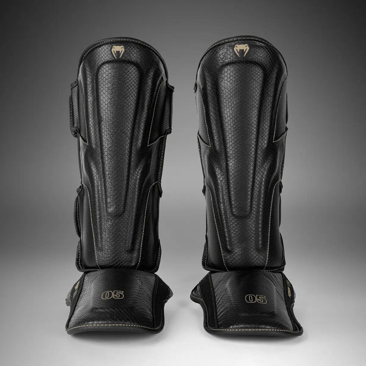 Venum Impact Evo Scales Shin Guards - Black преден изглед