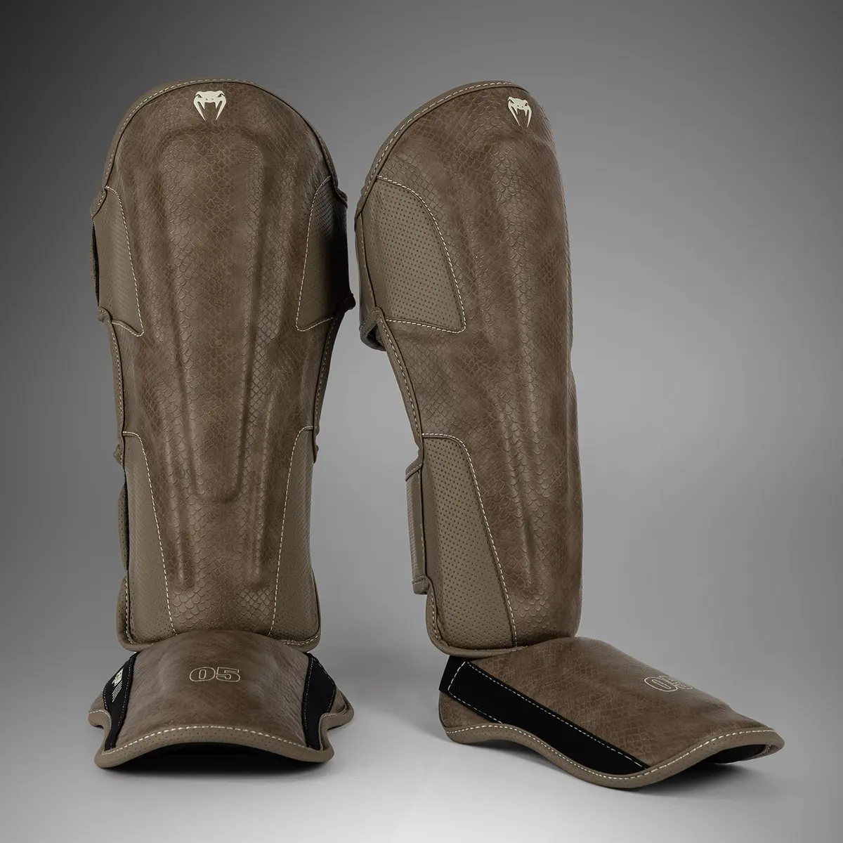 Venum Impact Evo Scales Shin Guards - Brown преден изглед