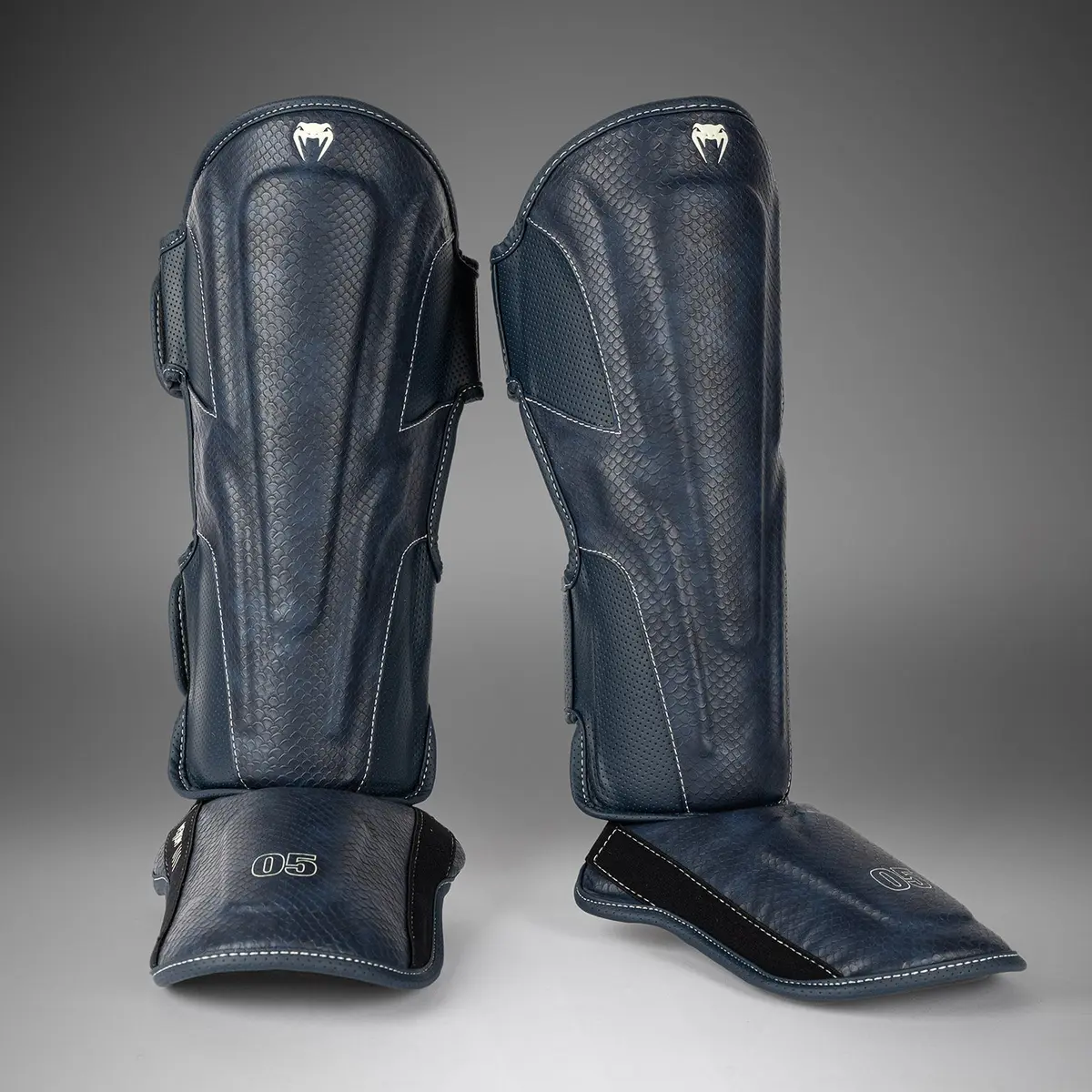 Venum Impact Evo Scales Shinguards - Midnight Blue, страничен изглед