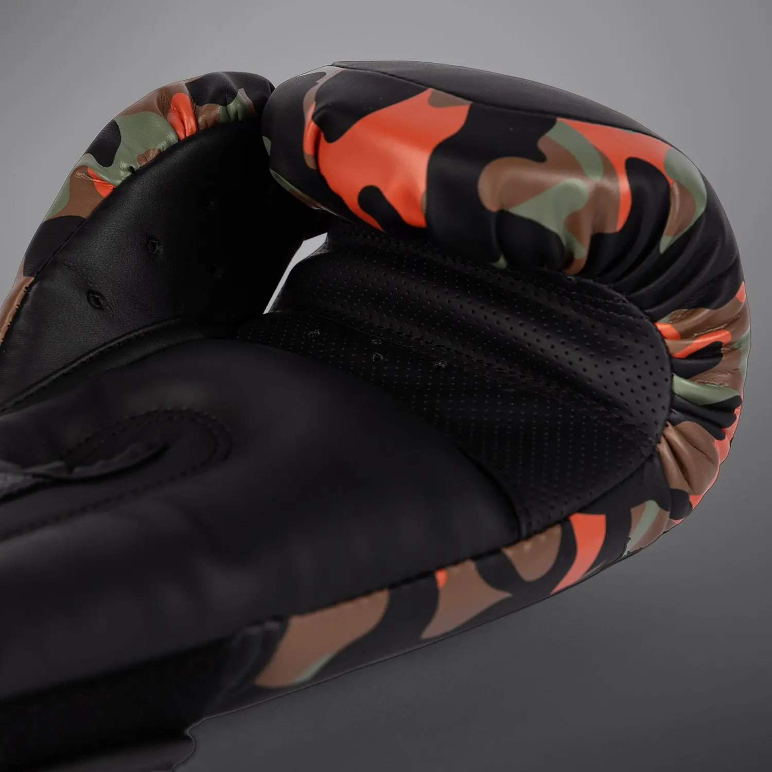 Venum Jungle Ops Boxing Gloves Canyon Camo вътрешен изглед