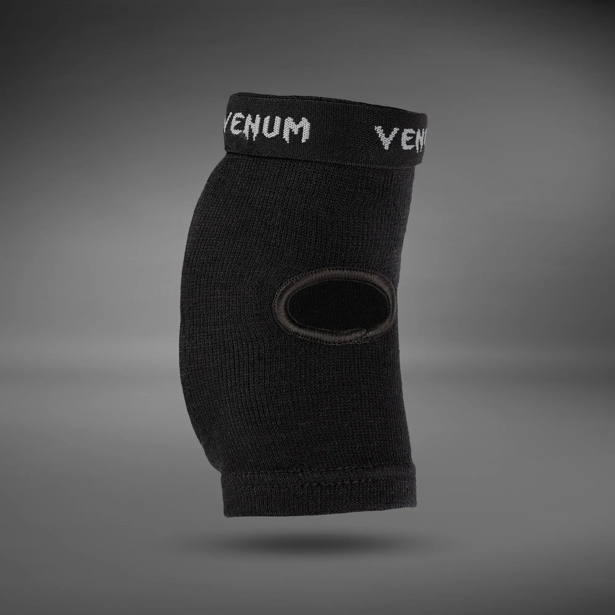 Venum Налакътници Kontact Elbow Guards - Black/Silver - преден изглед на един налакътник