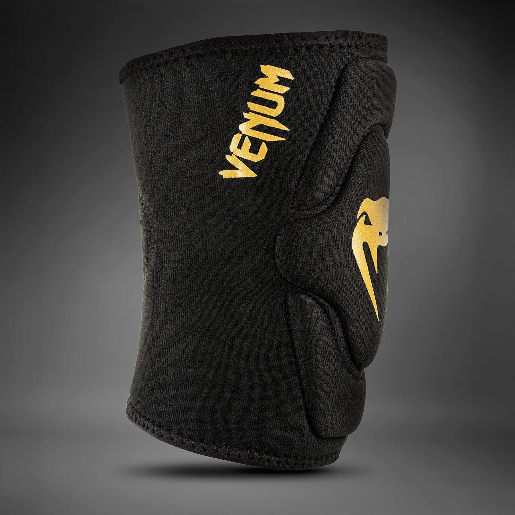 Наколенки - Venum Kontact Gel Knee Pad - Black/Gold, страничен изглед