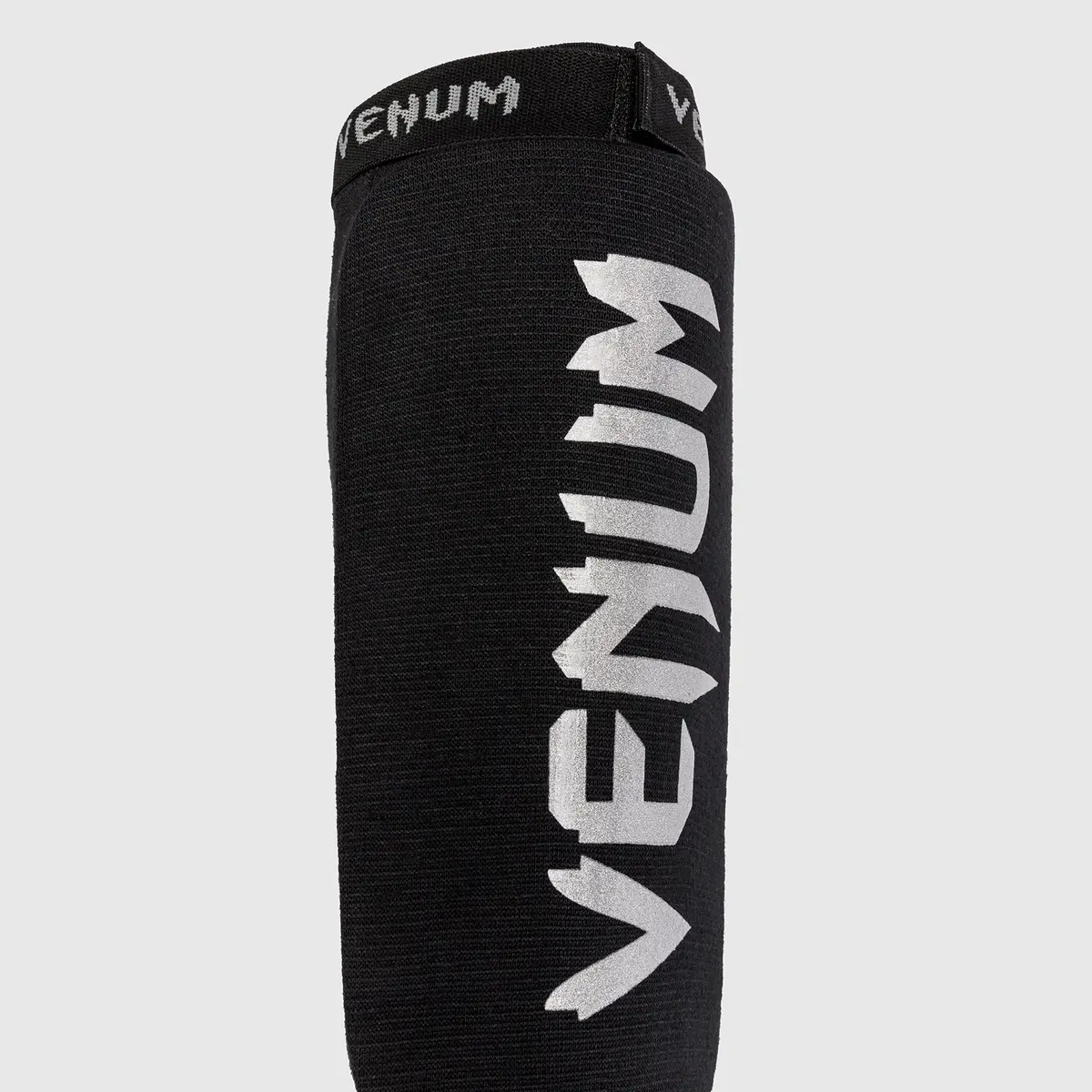Venum Kontact Shin Guards - Black/Silver лого