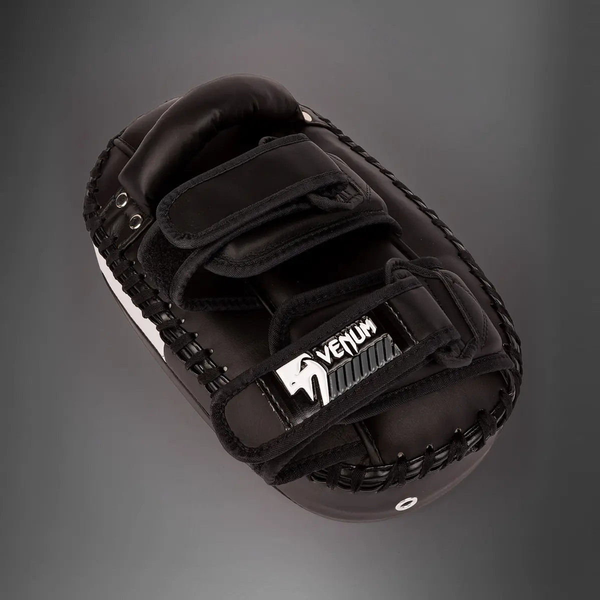 Venum Kick Boxing 2.0 Micro Fiber Paos - Black/White обърнат с логото