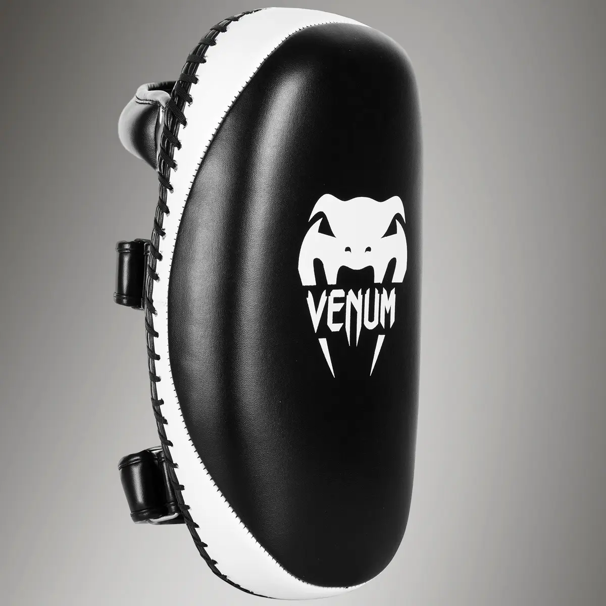 Venum Light Kick Pads - Skintex Leather - Black/Ice (Pair) детайл с лого