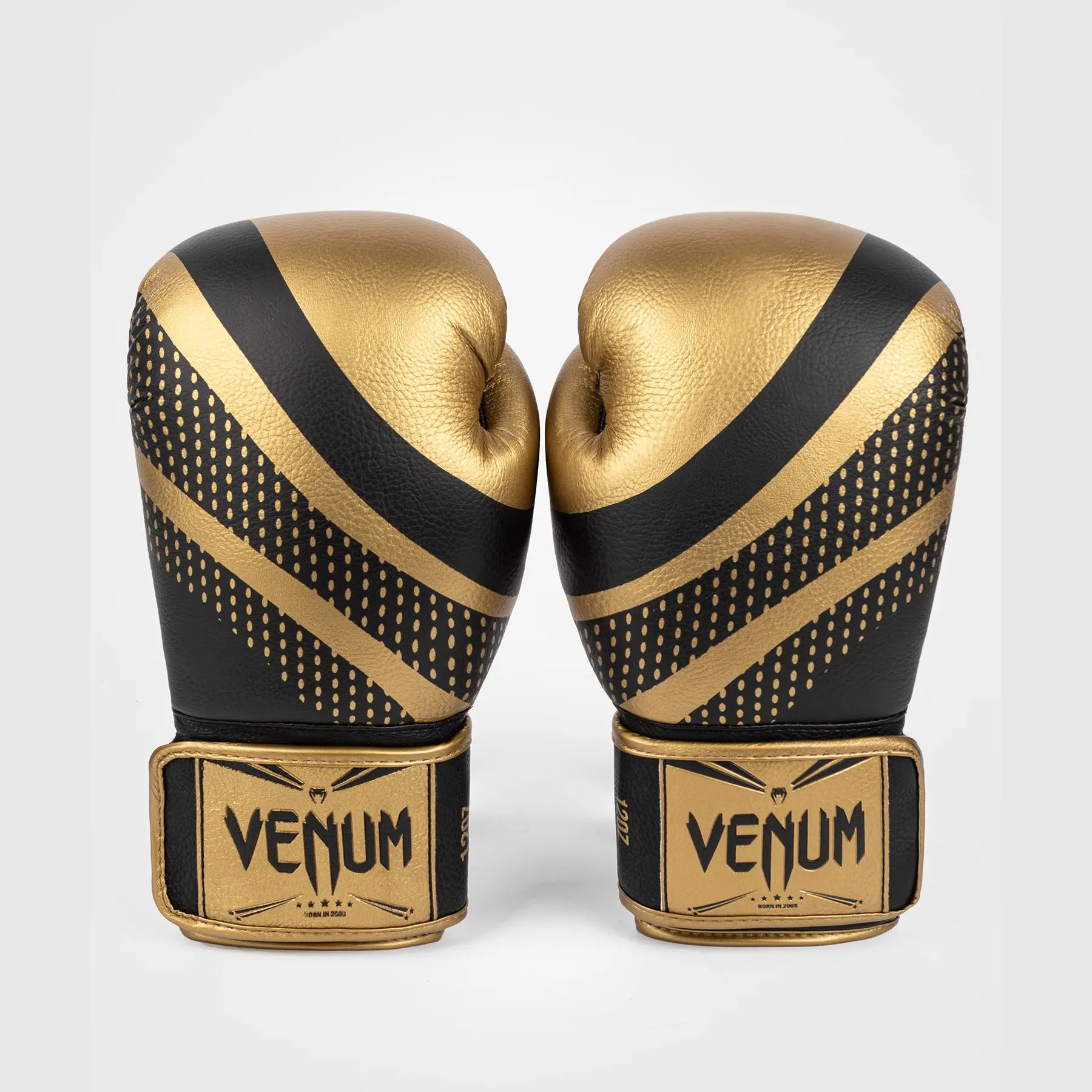 Venum Lightning Boxing Gloves - Gold/Black преден изглед