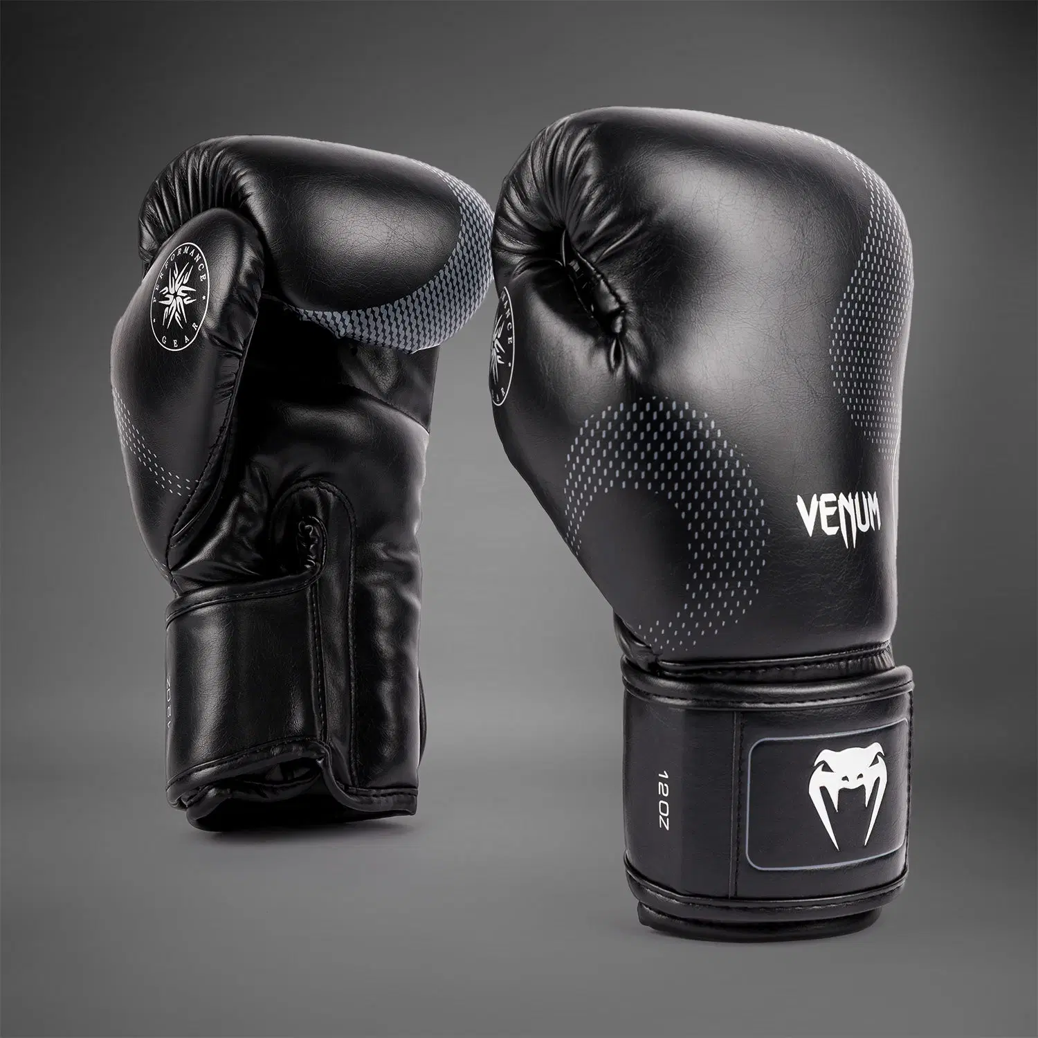 Venum Nexus Boxing Gloves - Black/Silver преден изглед