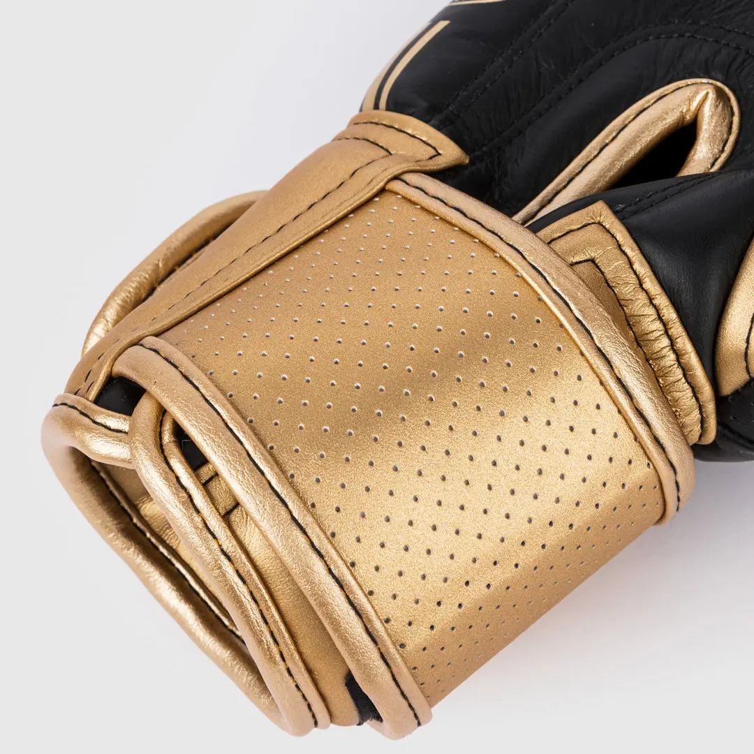 Venum Power 2.0 Boxing Gloves - Black/Gold детайл маншет
