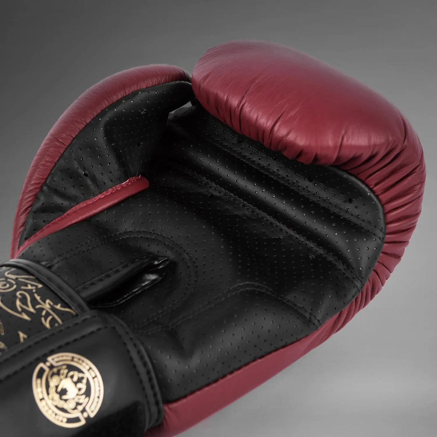 Venum Power 2.0 Boxing Gloves - Burgundy/Black вътрешен изглед