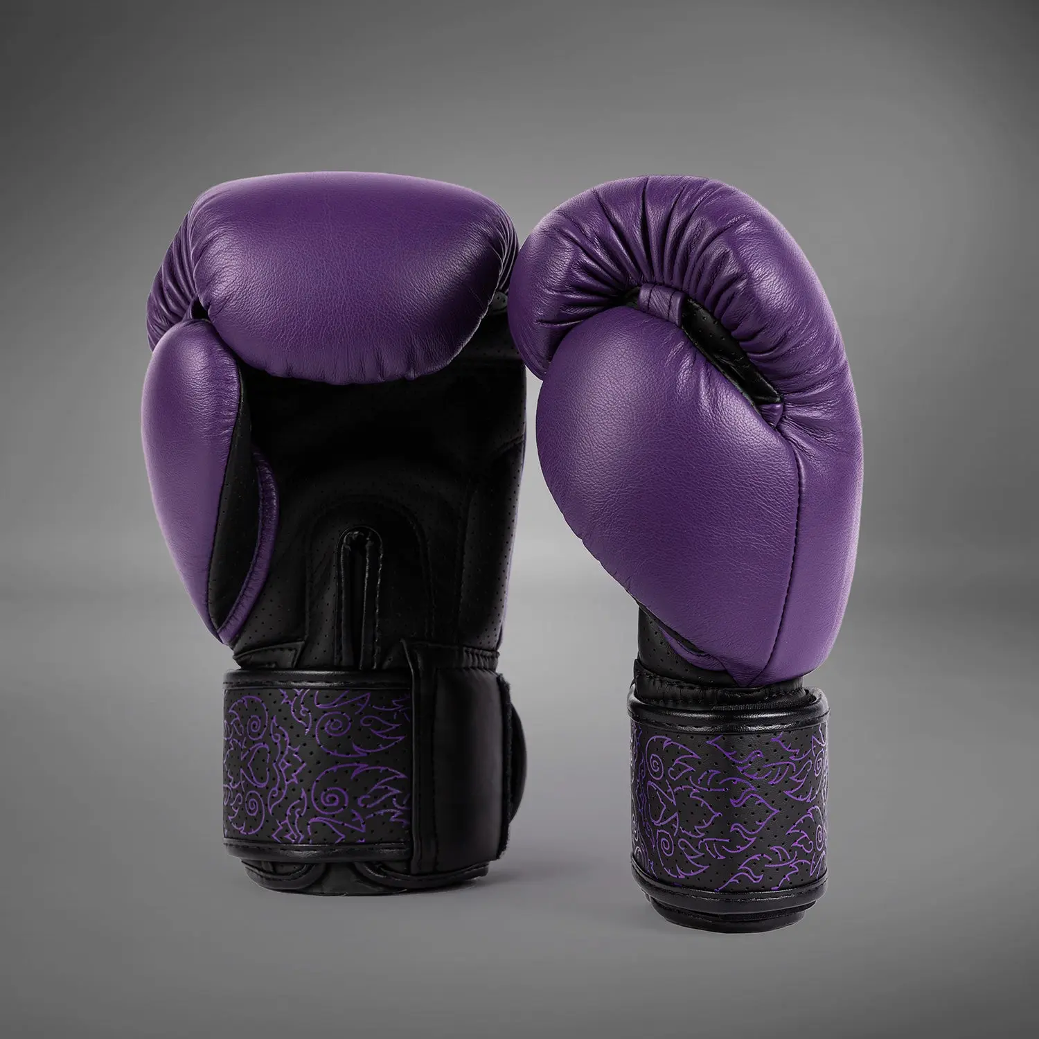Venum Power 2.0 Boxing Gloves - Dark Plum, изглед отстрани с детайли