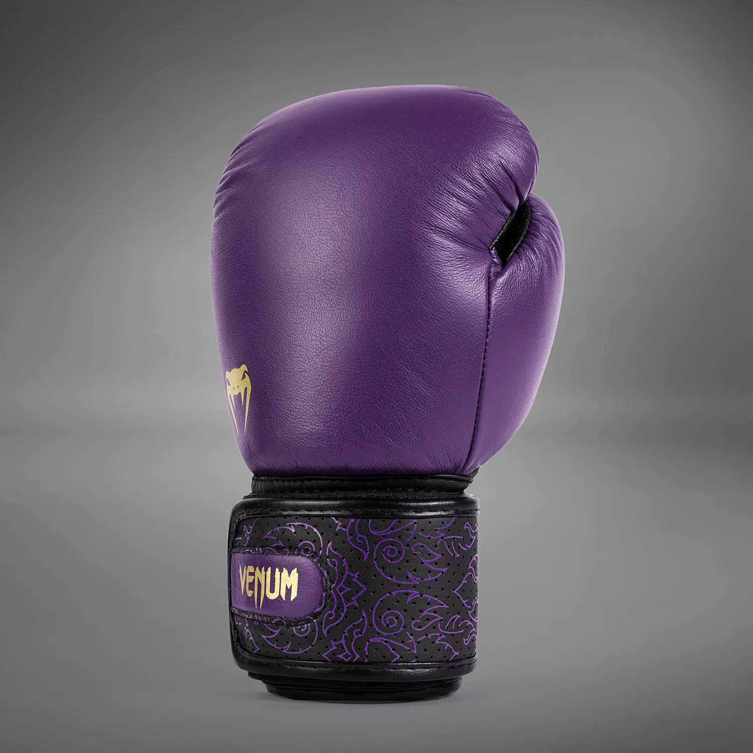 Venum Power 2.0 Boxing Gloves - Dark Plum, единична ръкавица, страничен изглед