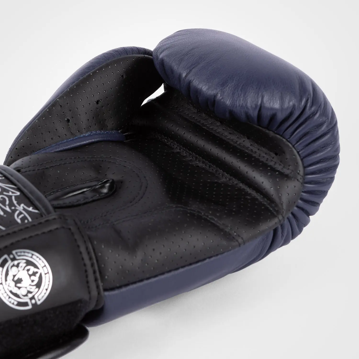 Venum Power 2.0 Boxing Gloves - Navy Blue/Black вътрешен изглед