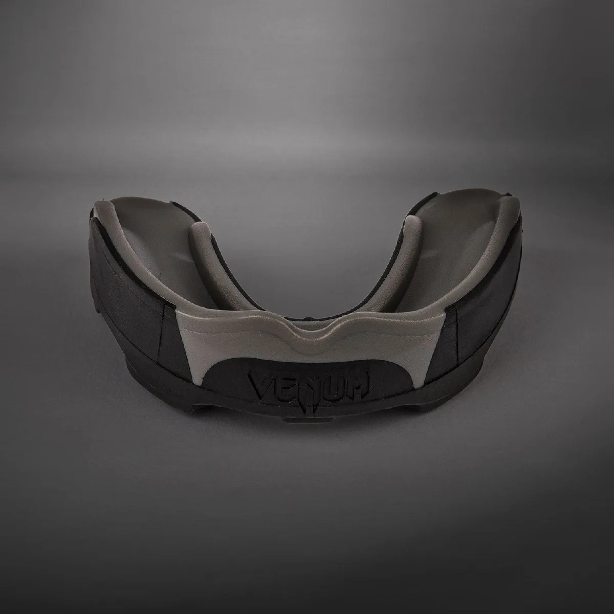 Протектор за уста - Venum Predator Mouthguard - Black