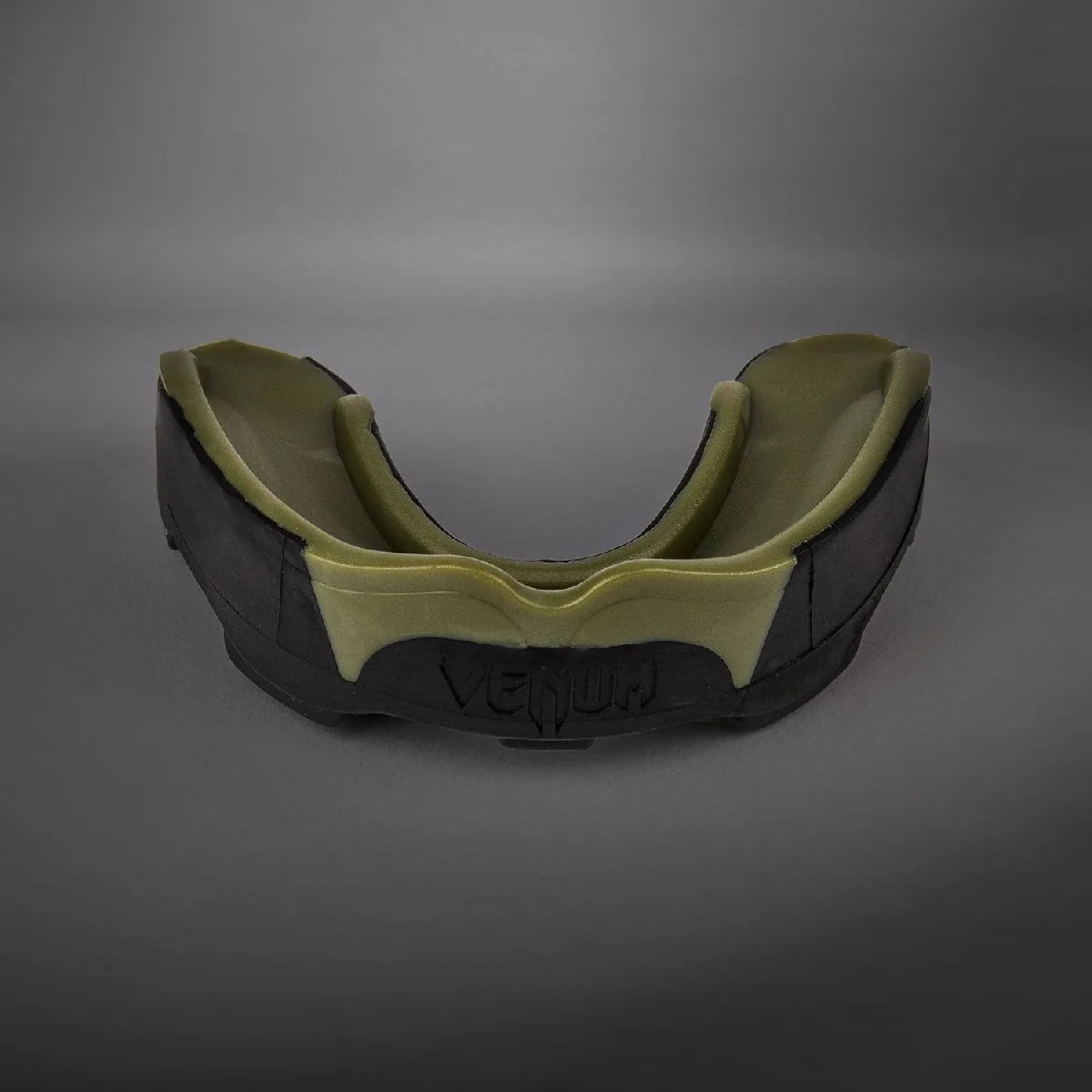 Протектор за уста - Venum Predator Mouthguard - Black/Khaki