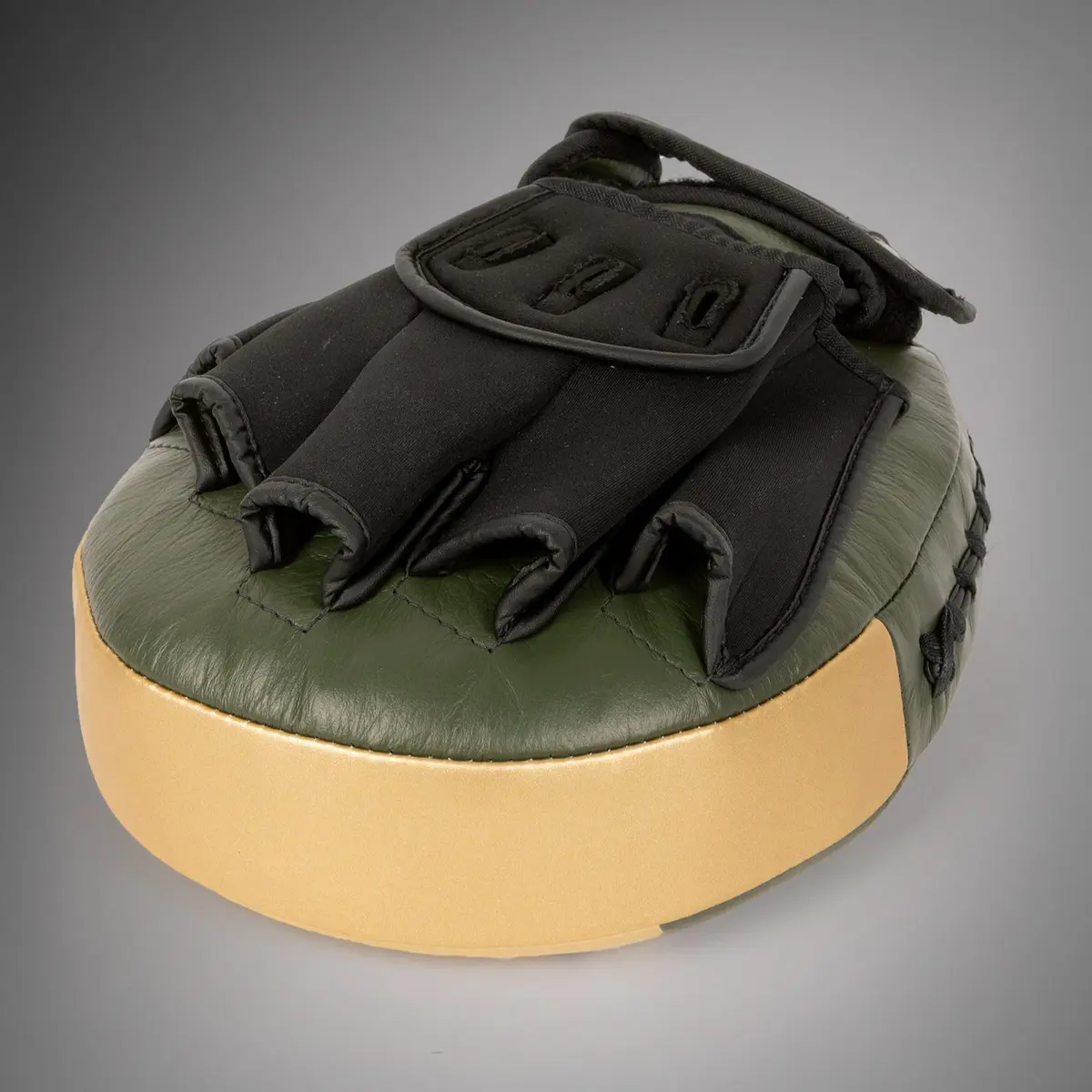 Venum Pro Boxing Big Punch Mitts (Pair) - Khaki/Gold, изглед на пръстите