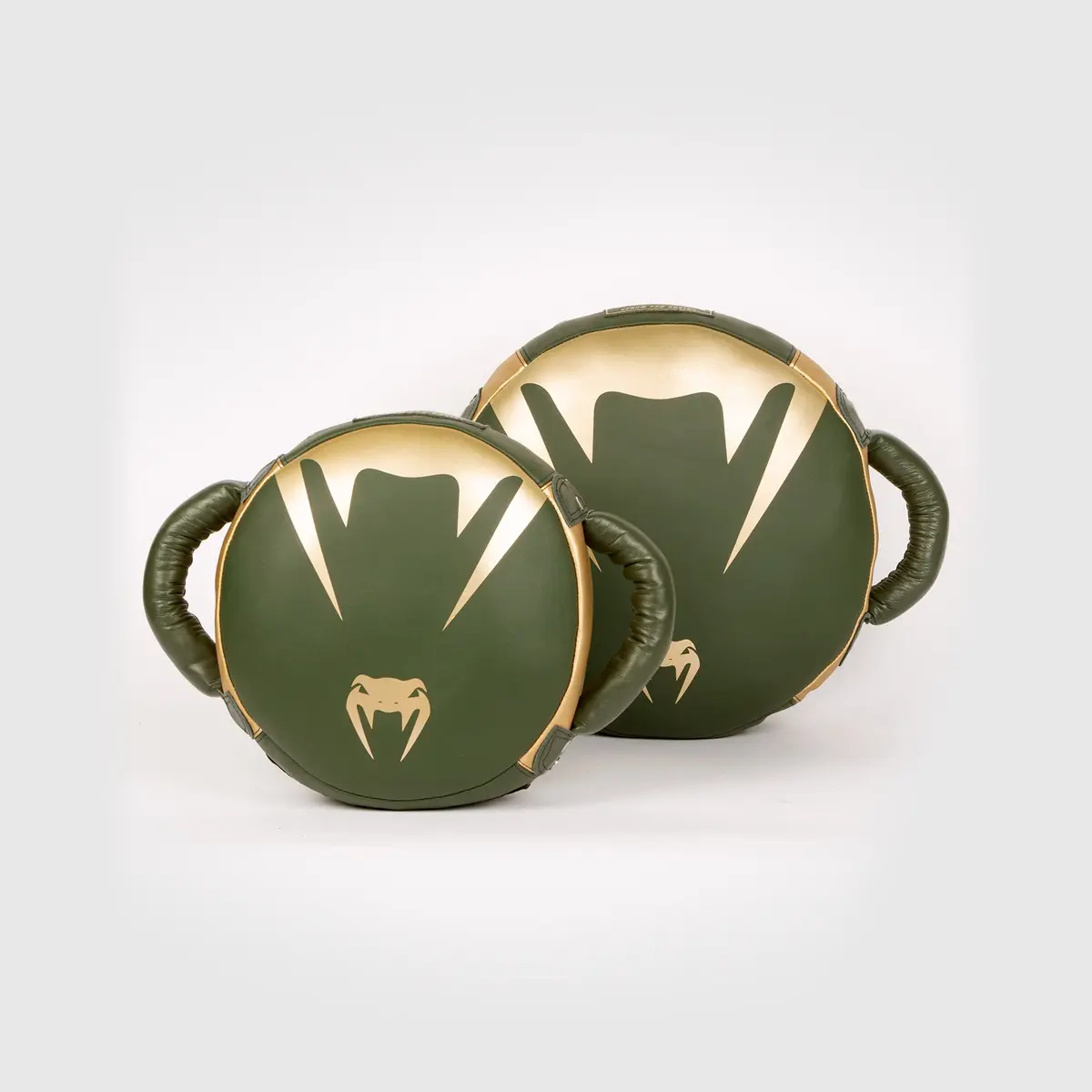 Два Venum Pro Boxing Mini Round Punch Shield Khaki/Gold преден изглед